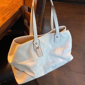 Coach White Large Shoulder Bag